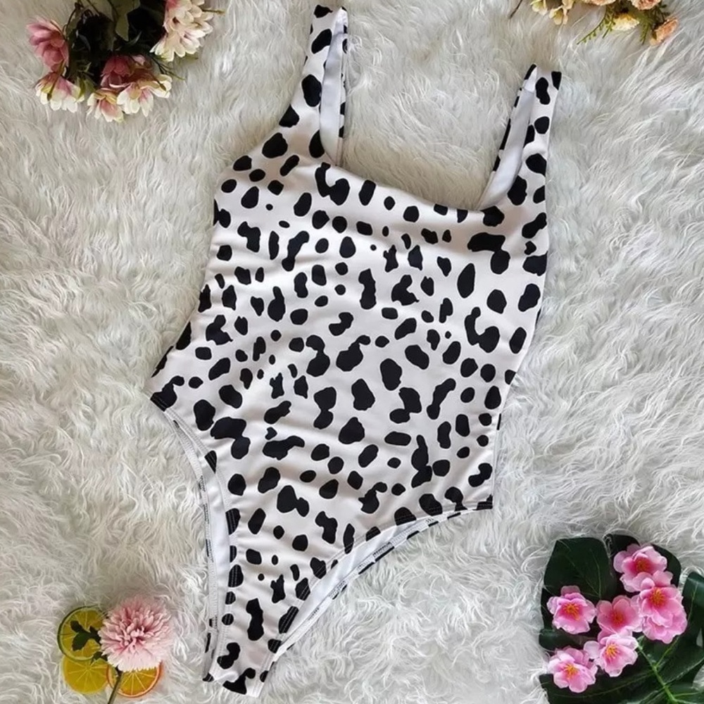 Leopard One Piece Swimwear - Picture 4 of 4